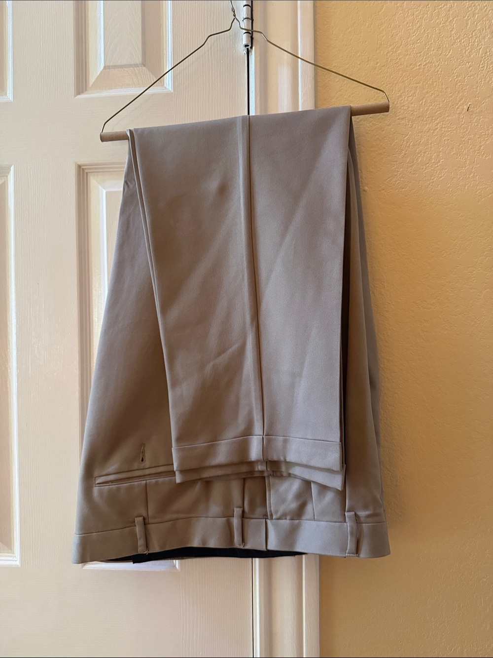 Savane Khaki Men’s Dress Pants